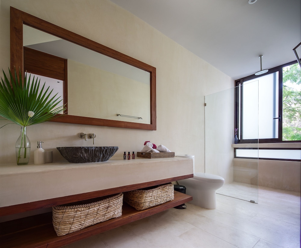 Deluxe Studio, 1 King Bed with Sofa bed, Terrace, Garden View - Photo 11