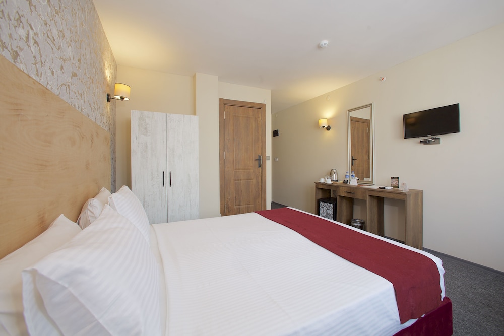 Standard Double Room photo 3