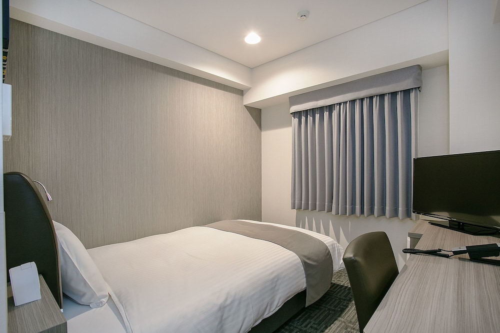 Semi-Double Room, Non Smoking (For 2 Guests) (Free 1 Mt.Fuji Whiskey Glass per room) - Photo 5