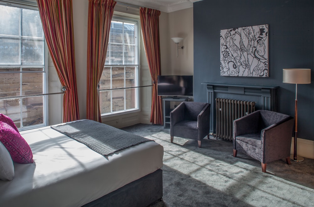 Superior Suite, 1 King Bed photo 1