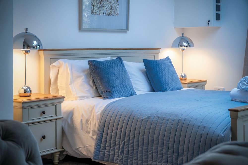 Luxury Double Room, 1 King Bed photo 3