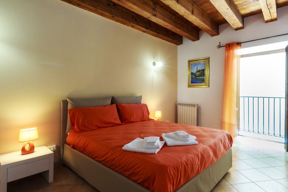 Double Room, Shared Bathroom