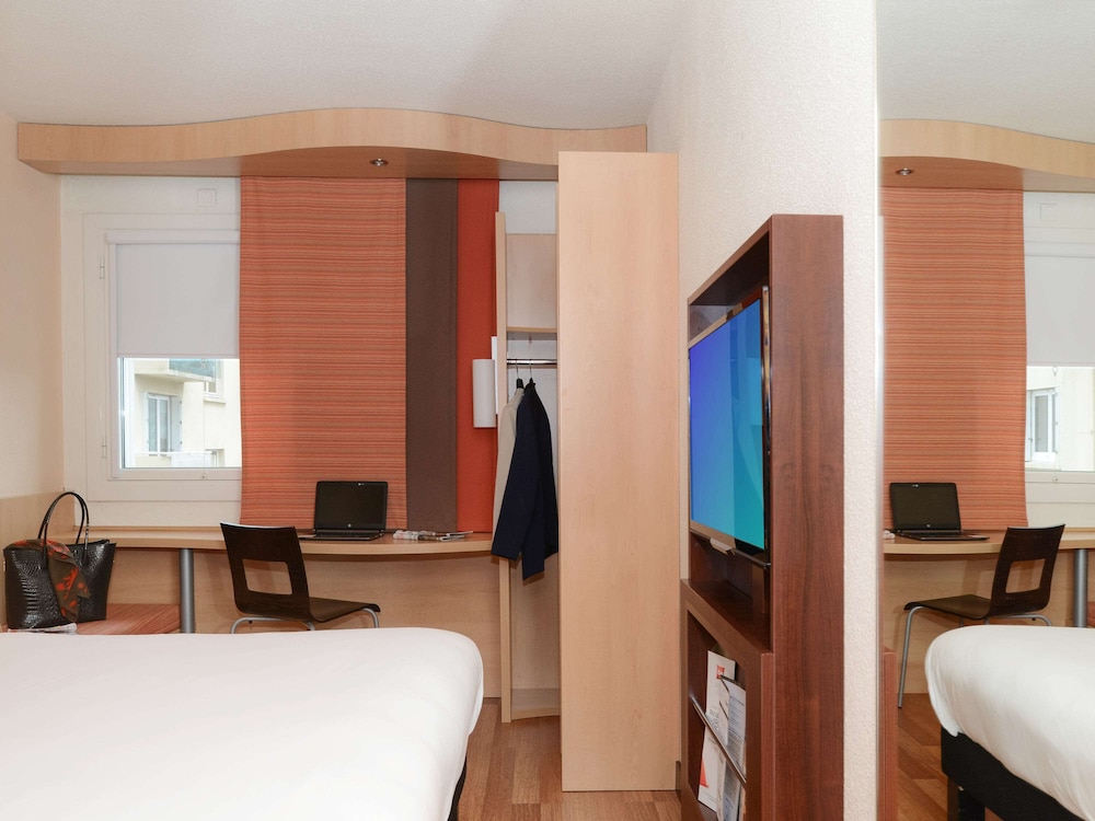 Room, 1 Double Bed - Photo 6