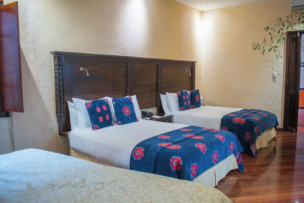 Junior Double or Twin Room photo 3