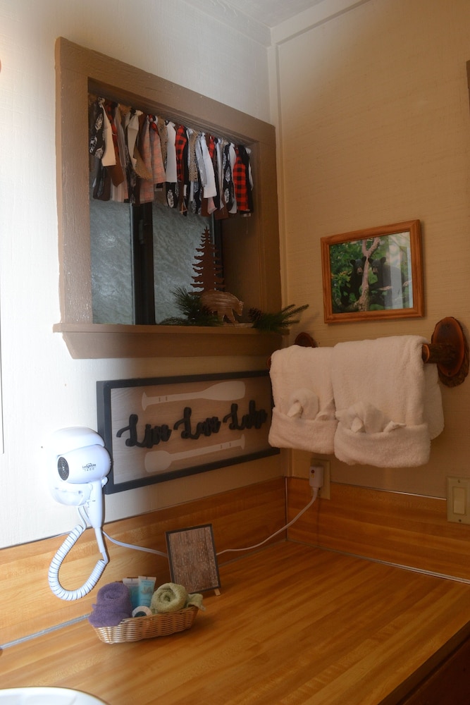 #7 Bear Necessities photo 3