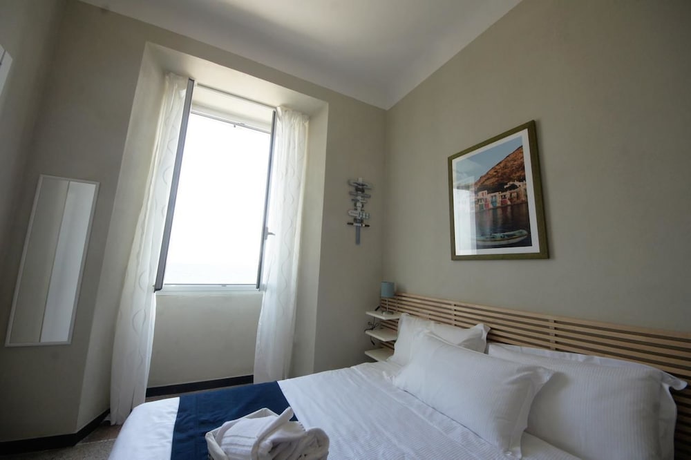 Standard Room, Beach View photo 1