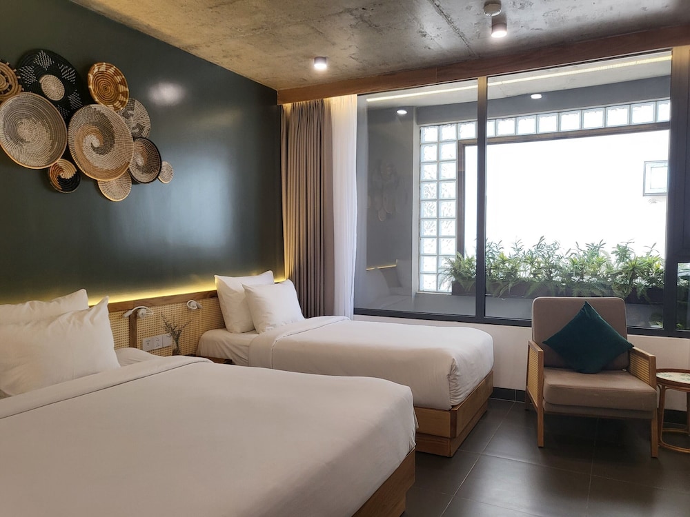 Deluxe Triple Room - Photo 5