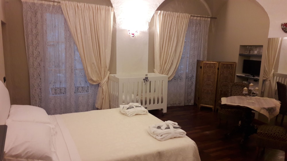 Deluxe Studio Suite, Kitchenette photo 2