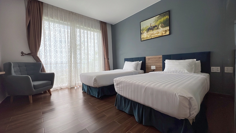 Deluxe Twin With Ocean View photo 1
