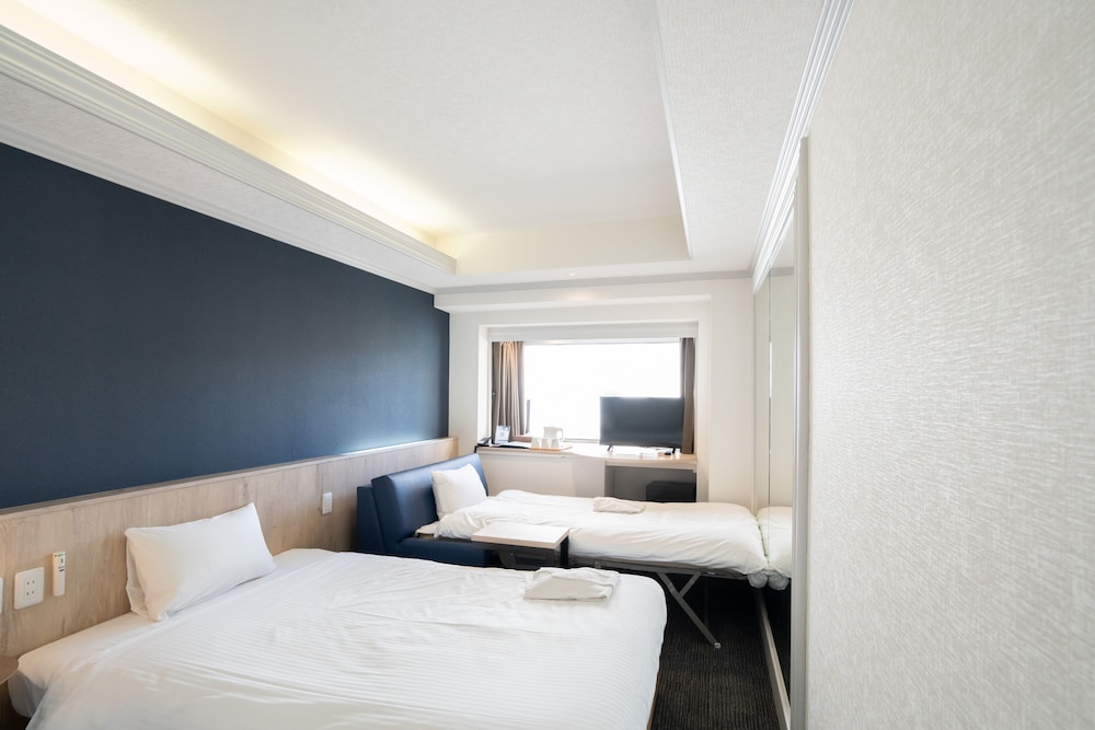 Standard Triple Room photo 2