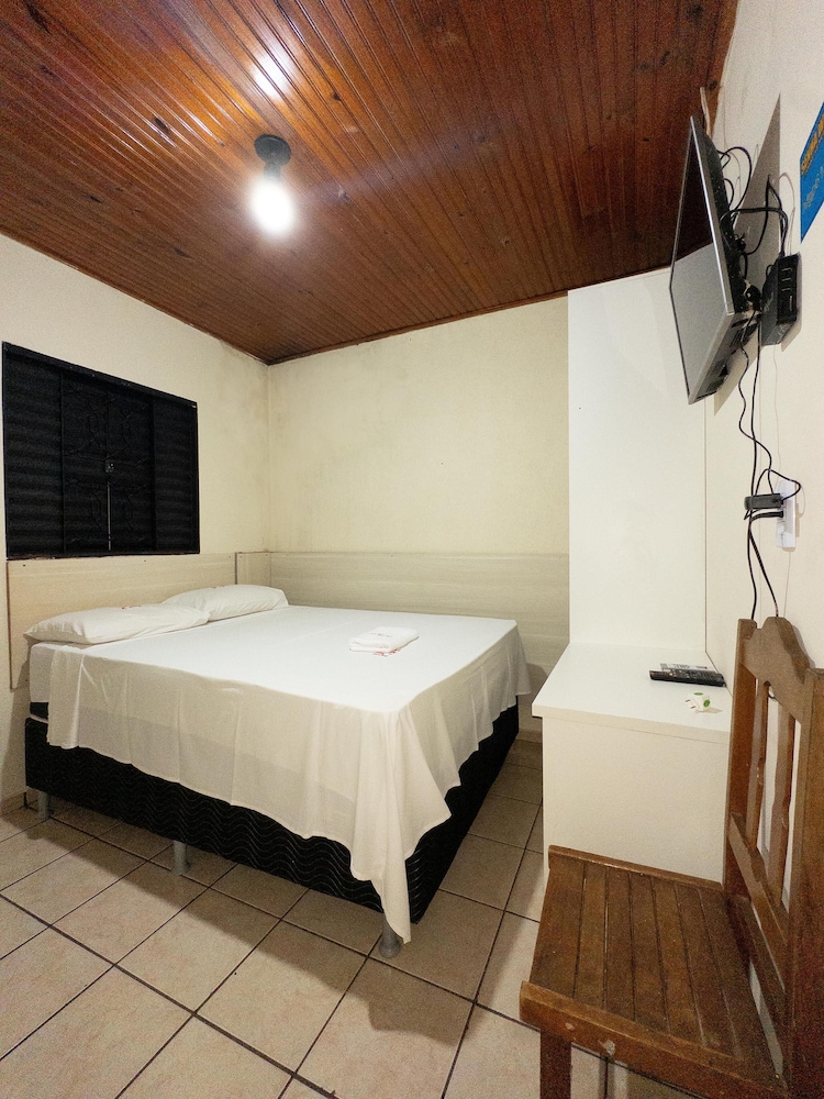 Basic Double Room, 1 Double Bed, Non Smoking photo 1