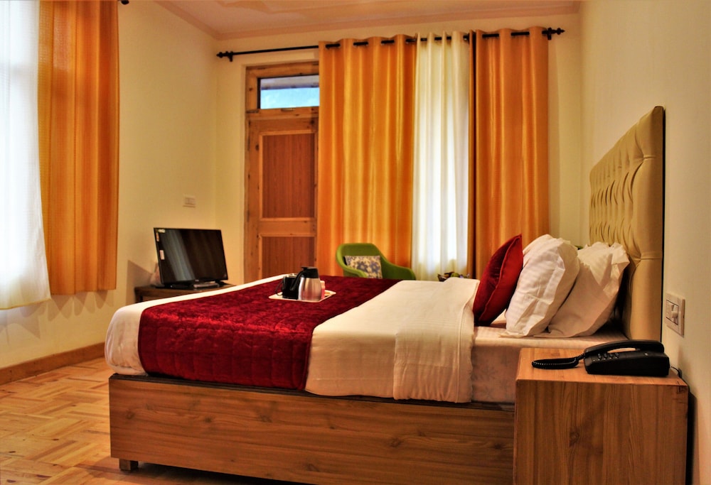 Premium Room - Photo 25
