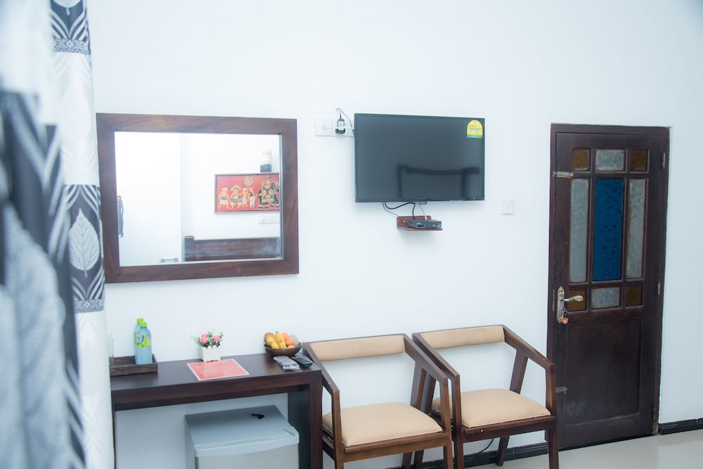 Deluxe Double Room, Beach View, Ground Floor photo 3