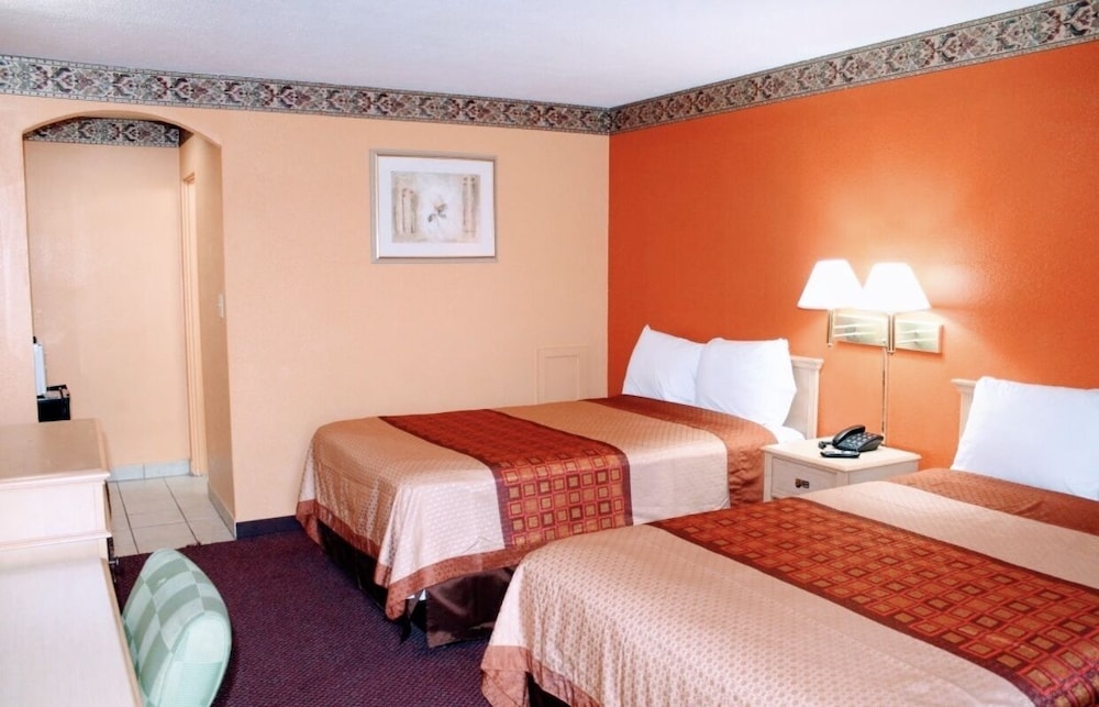 Deluxe Room, 2 Double Beds photo 1