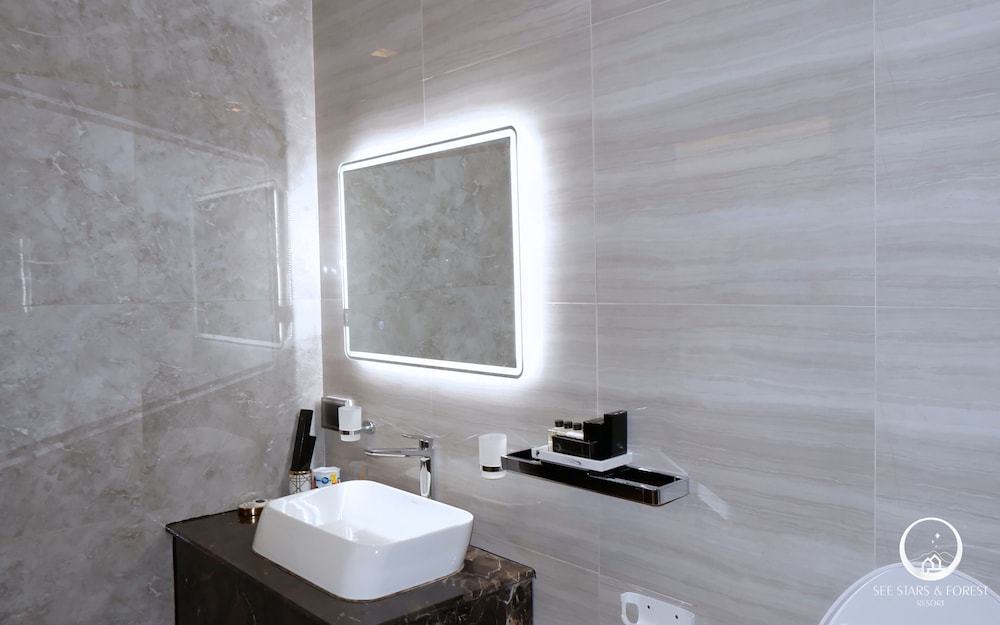 Premier Villa photo 3