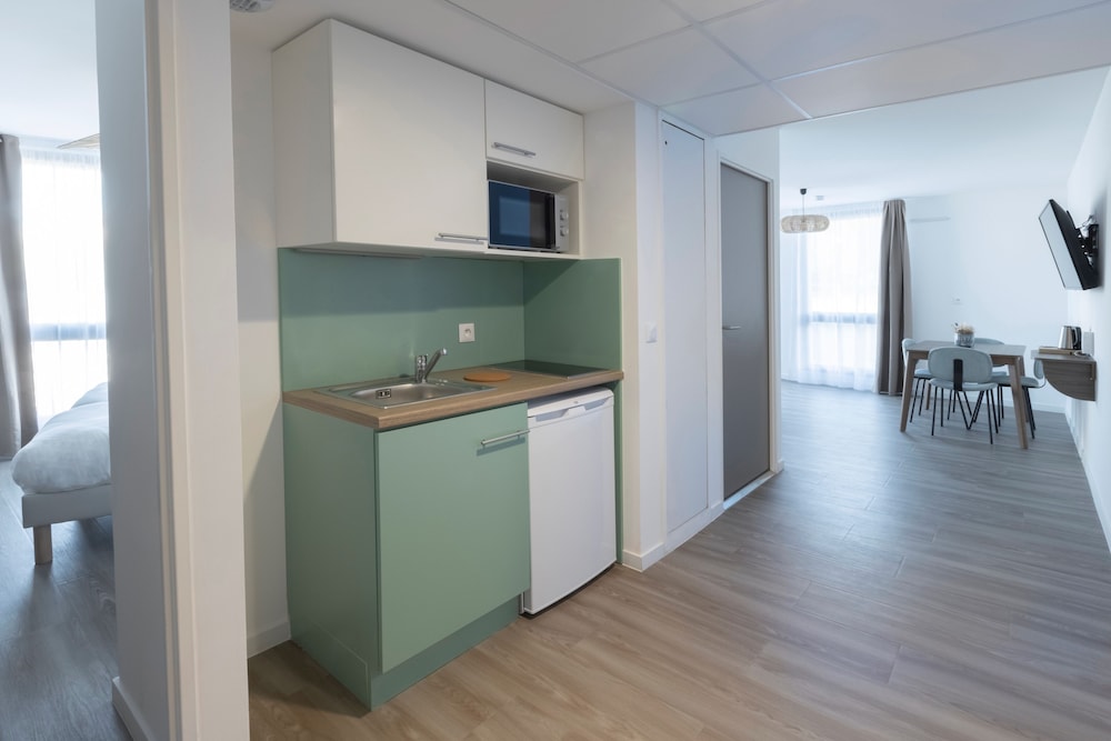 Classic Apartment - Photo 4