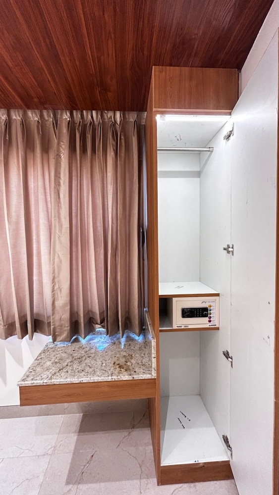 Premium Double Room, City View