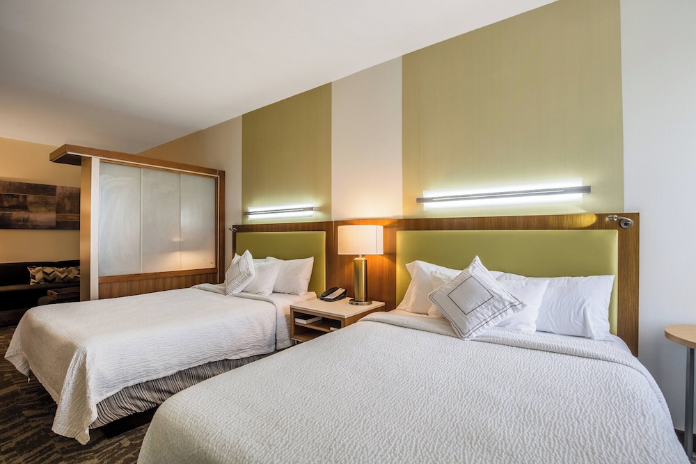 Suite, Multiple Beds - Photo 1