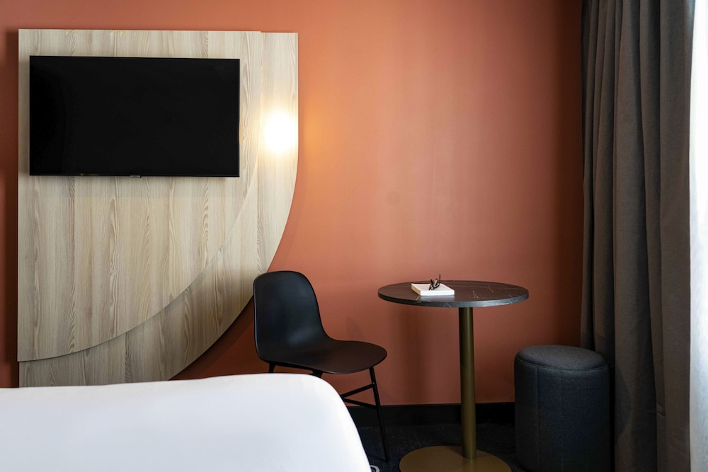 Standard Room, 1 Double Bed with Sofa bed - Photo 2
