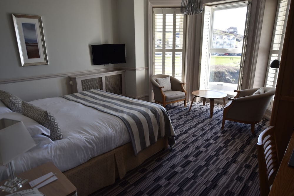 Deluxe Double Room, 1 Double or 2 Twin Beds, Sea View photo 3