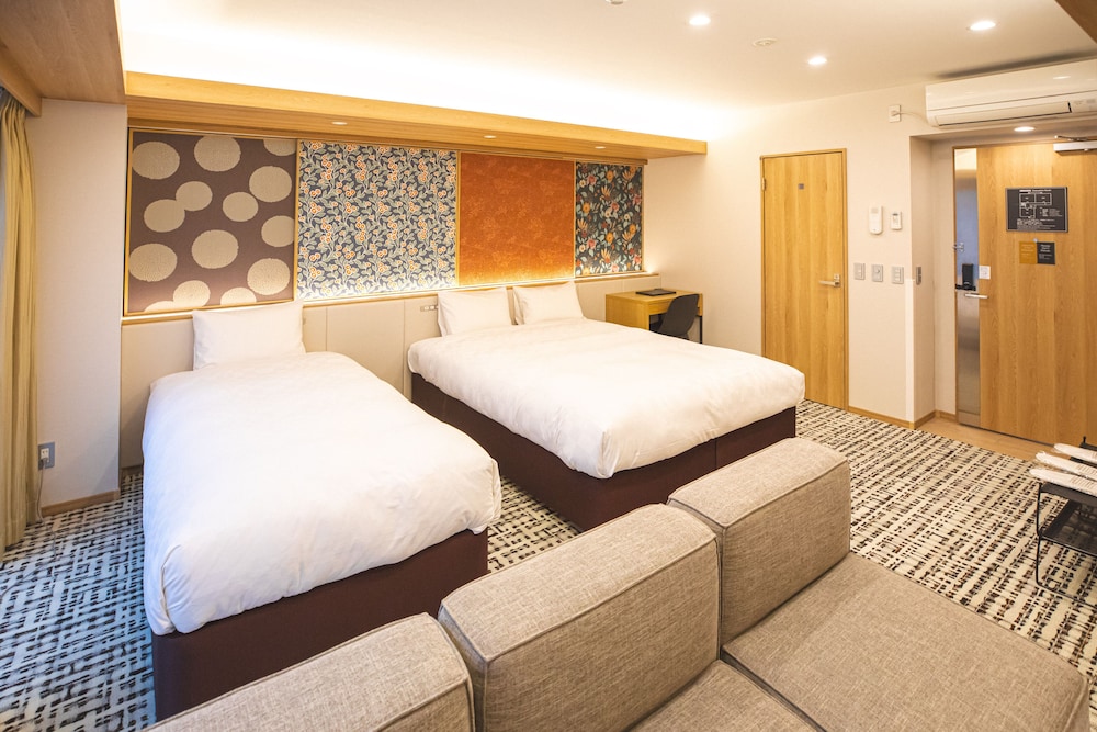 Deluxe Triple Room - Photo 2
