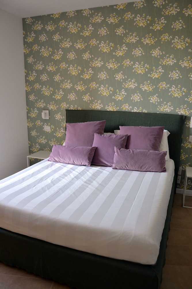 Deluxe Room, Accessible, Ground Floor (Camelia) photo 1