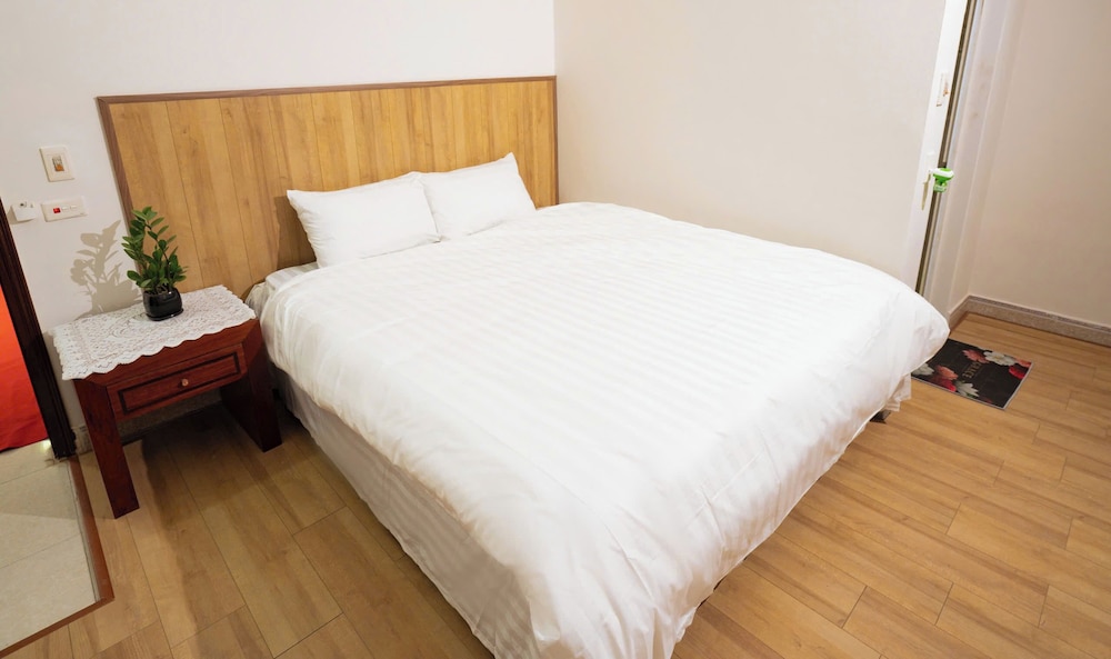 Basic Double Room