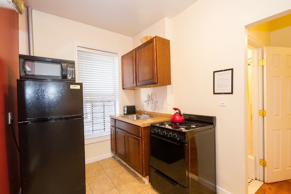 Comfort Apartment, 3 Bedrooms photo 2