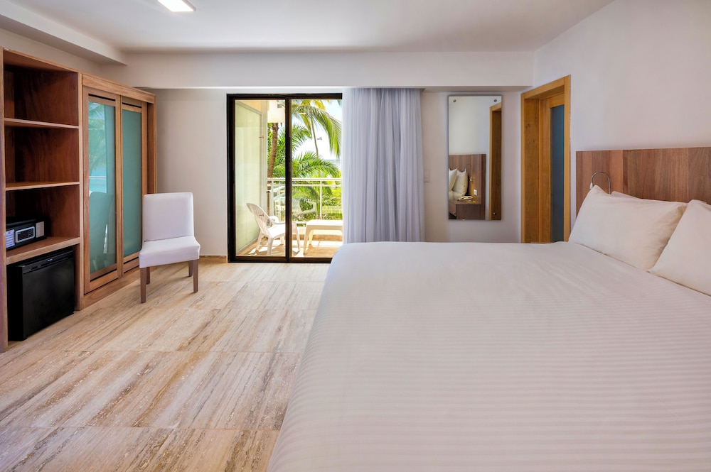 Superior Ocean View, 1 King Bed, Non-Smoking