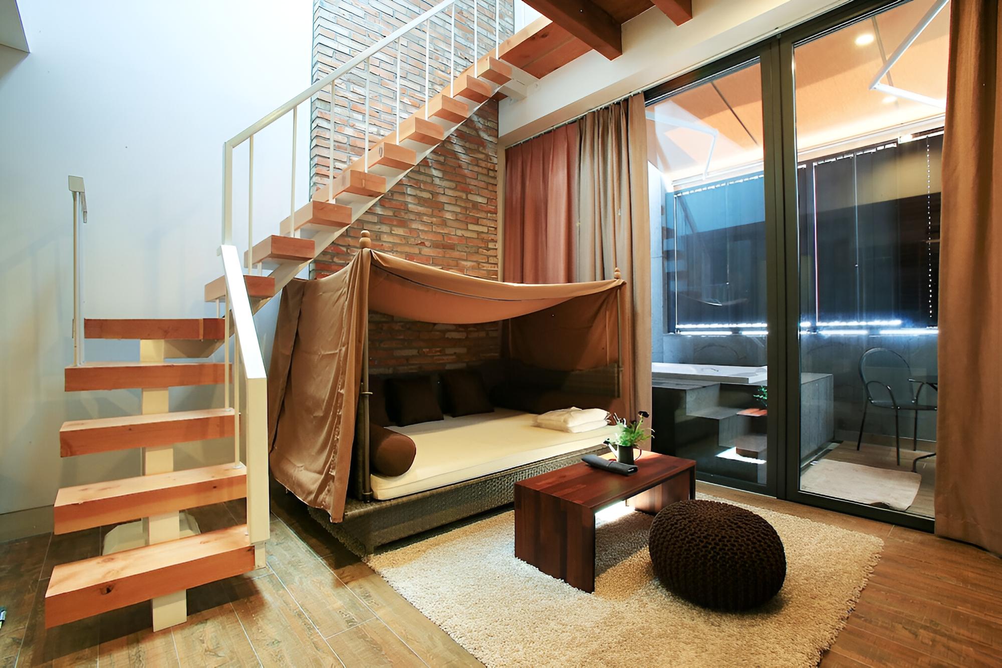 Room (Premium Deluxe (Netflix + Wave + TV +) - Photo 12