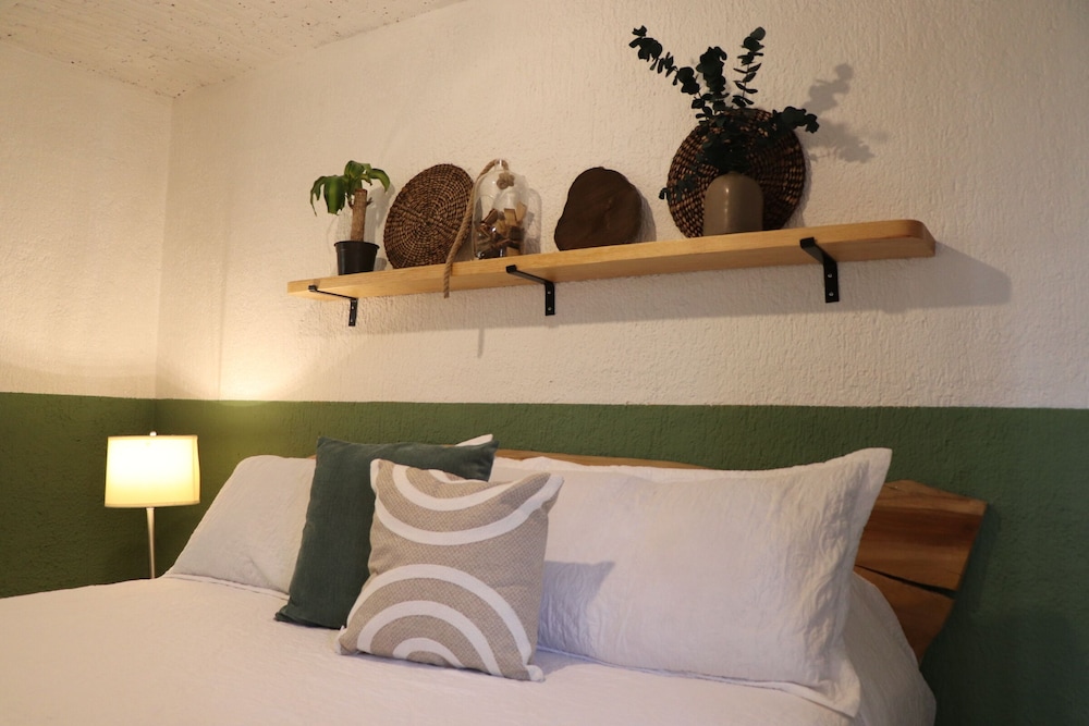 Luxury House photo 3