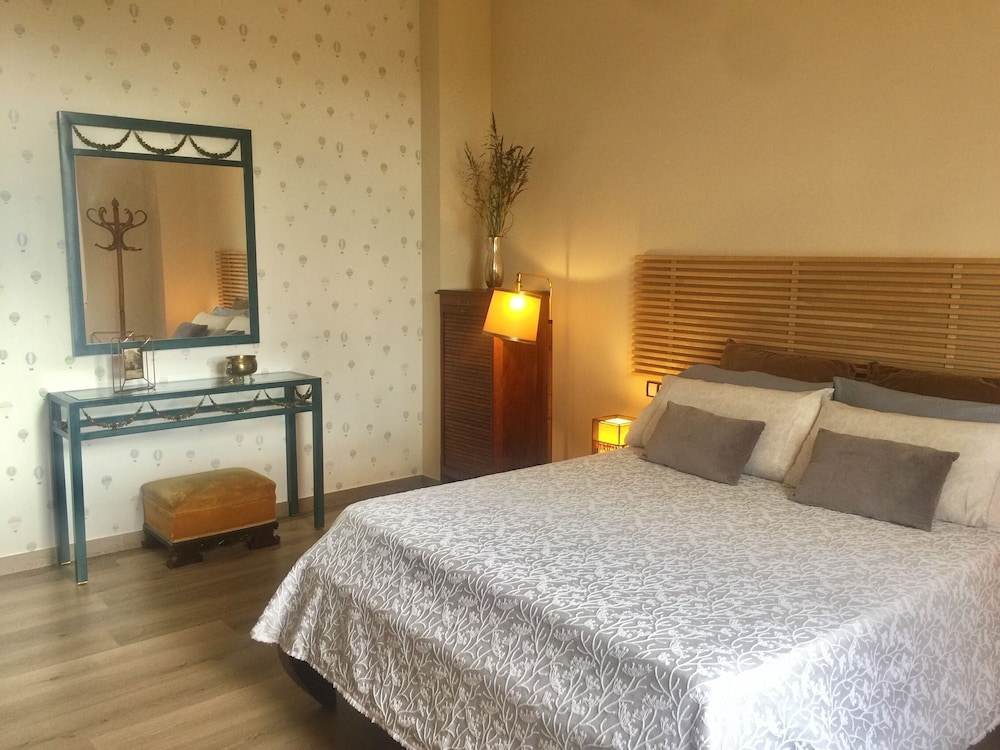 Double or Twin Room, Garden View - Photo 3