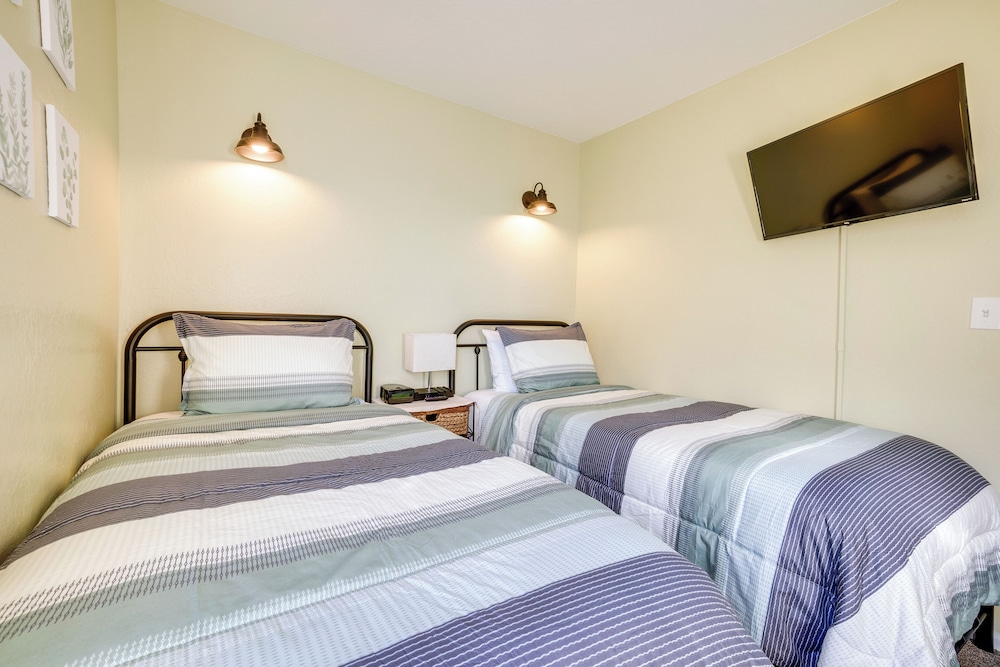 House (2 Bedrooms) photo 1