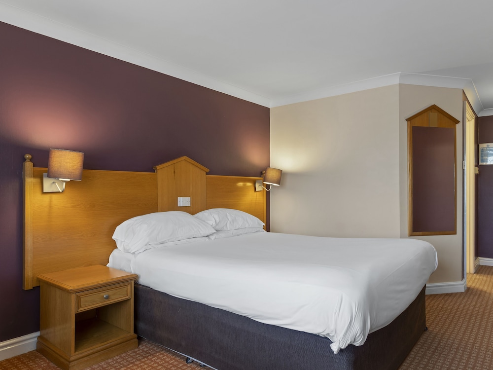 Standard Double Room, 1 King Bed - Photo 1