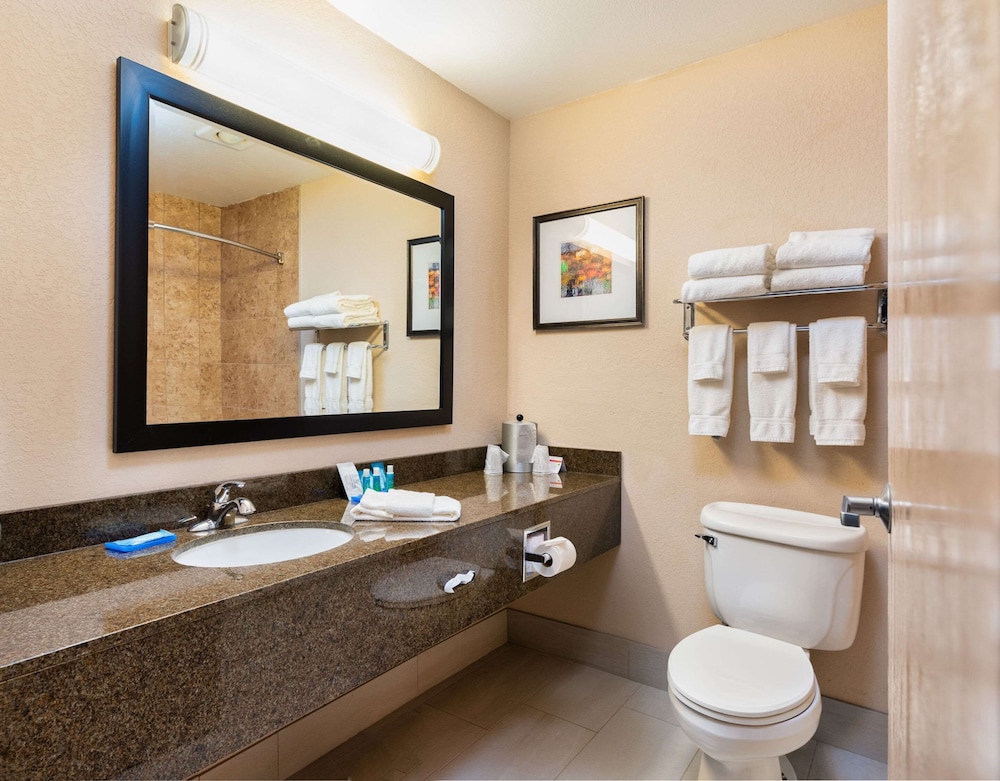 Suite, 1 Bedroom, Non Smoking - Photo 2