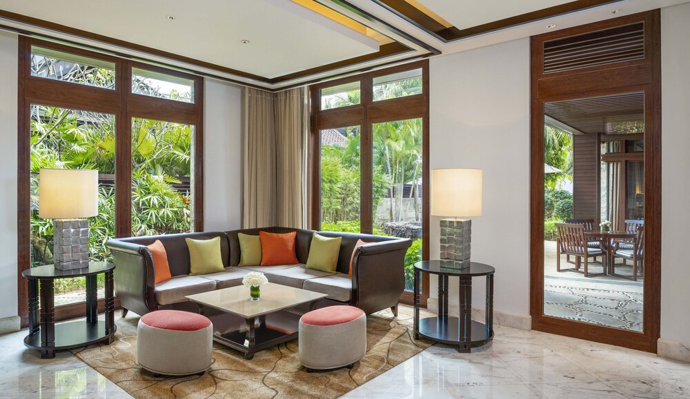 Villa, 1 Bedroom, Poolside - Photo 4
