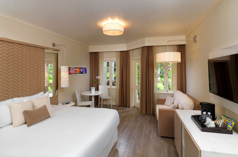 Deluxe Room, Garden View photo 1