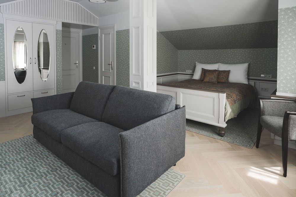Superior Studio Suite photo 2