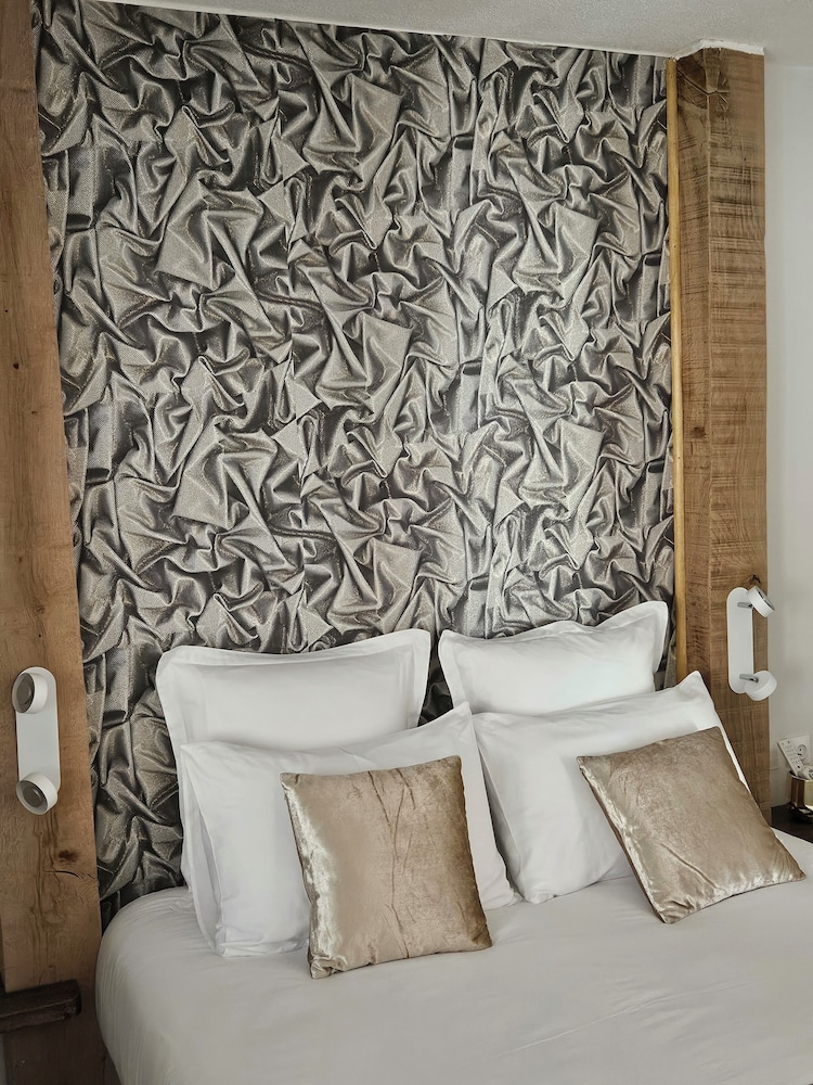 Luxury Room photo 1
