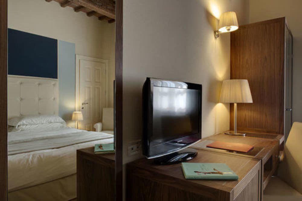 Classic Double or Twin Room - Photo 3