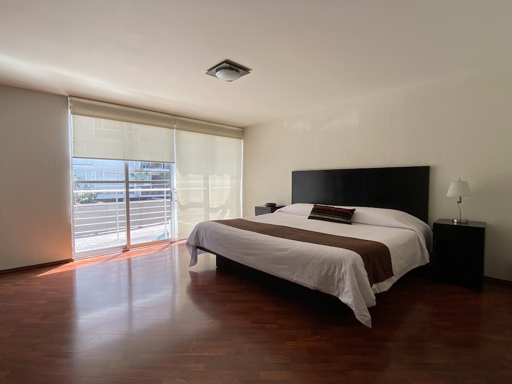 Business Apartment, 2 Bedrooms, 2 Bathrooms