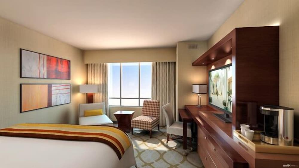 Deluxe Room, 2 Queen Beds photo 2