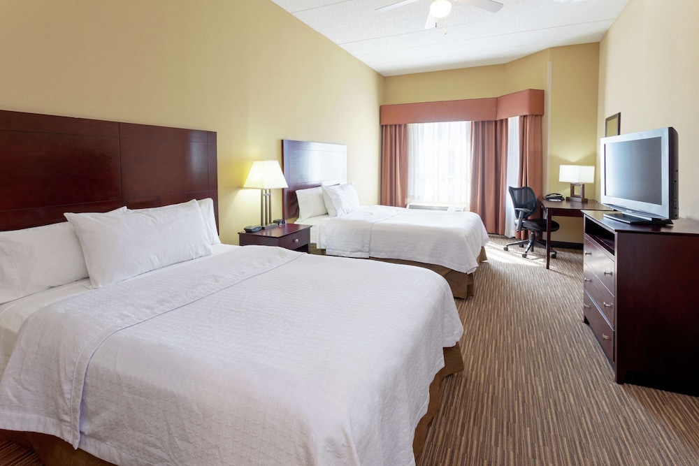 Suite, 2 Queen Beds, Accessible, Bathtub (Mobility & Hearing) - Photo 2