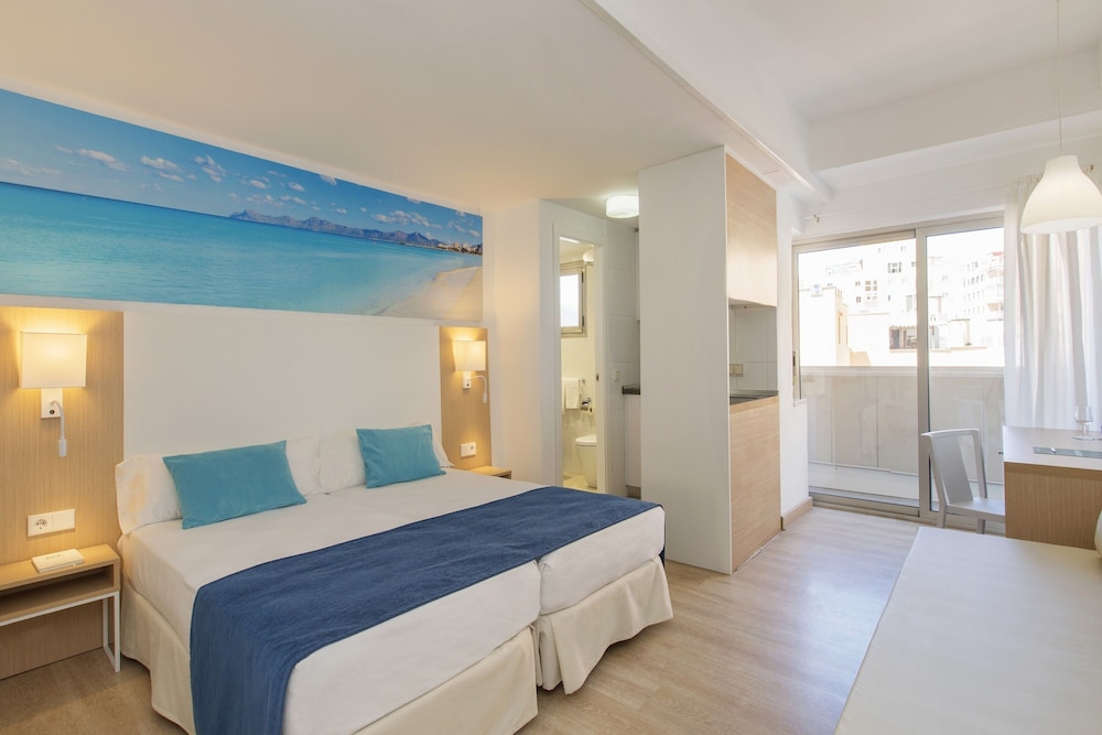 Studio, Balcony (double) - Photo 1