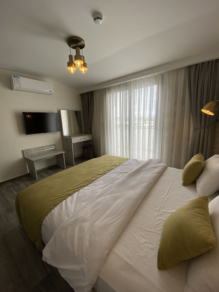 Comfort Double Room, Balcony, City View