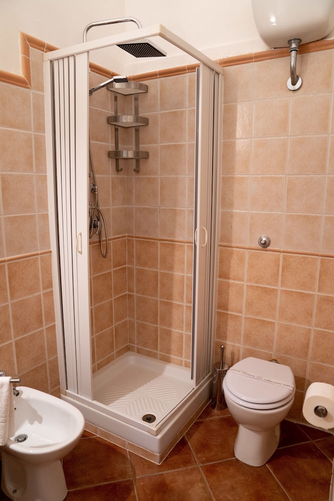 Superior Triple Room photo 3