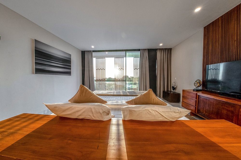 Villa, 2 Bedrooms, Private Pool, Ocean View photo 2