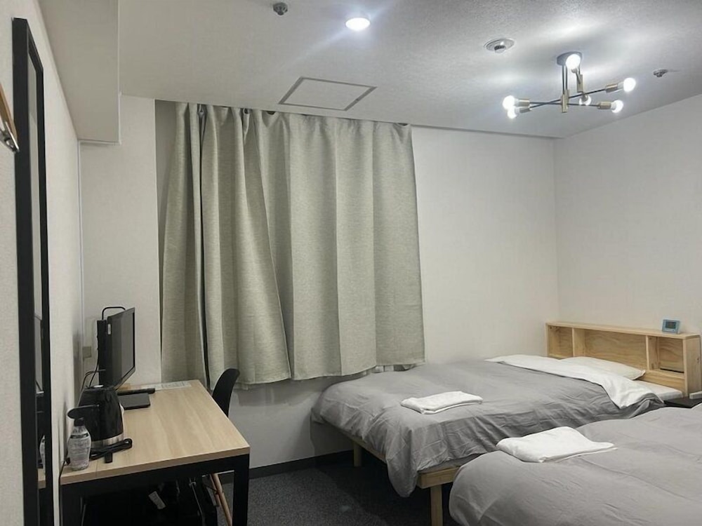 Twin Room, Non Smoking photo 2