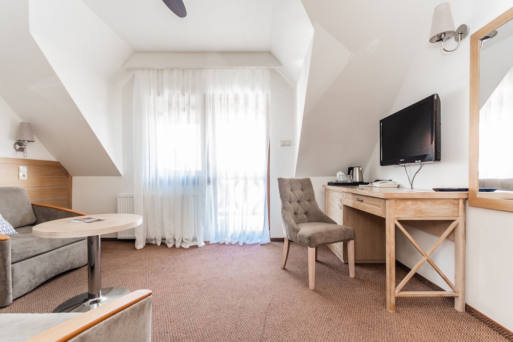 Studio Suite photo 1