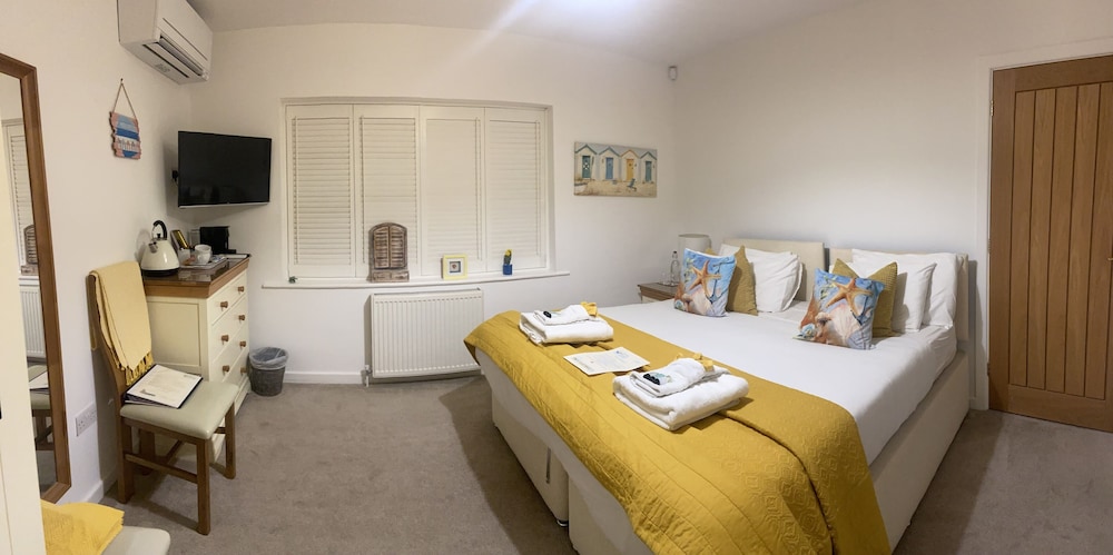 Double Room (Yellow Room) photo 3